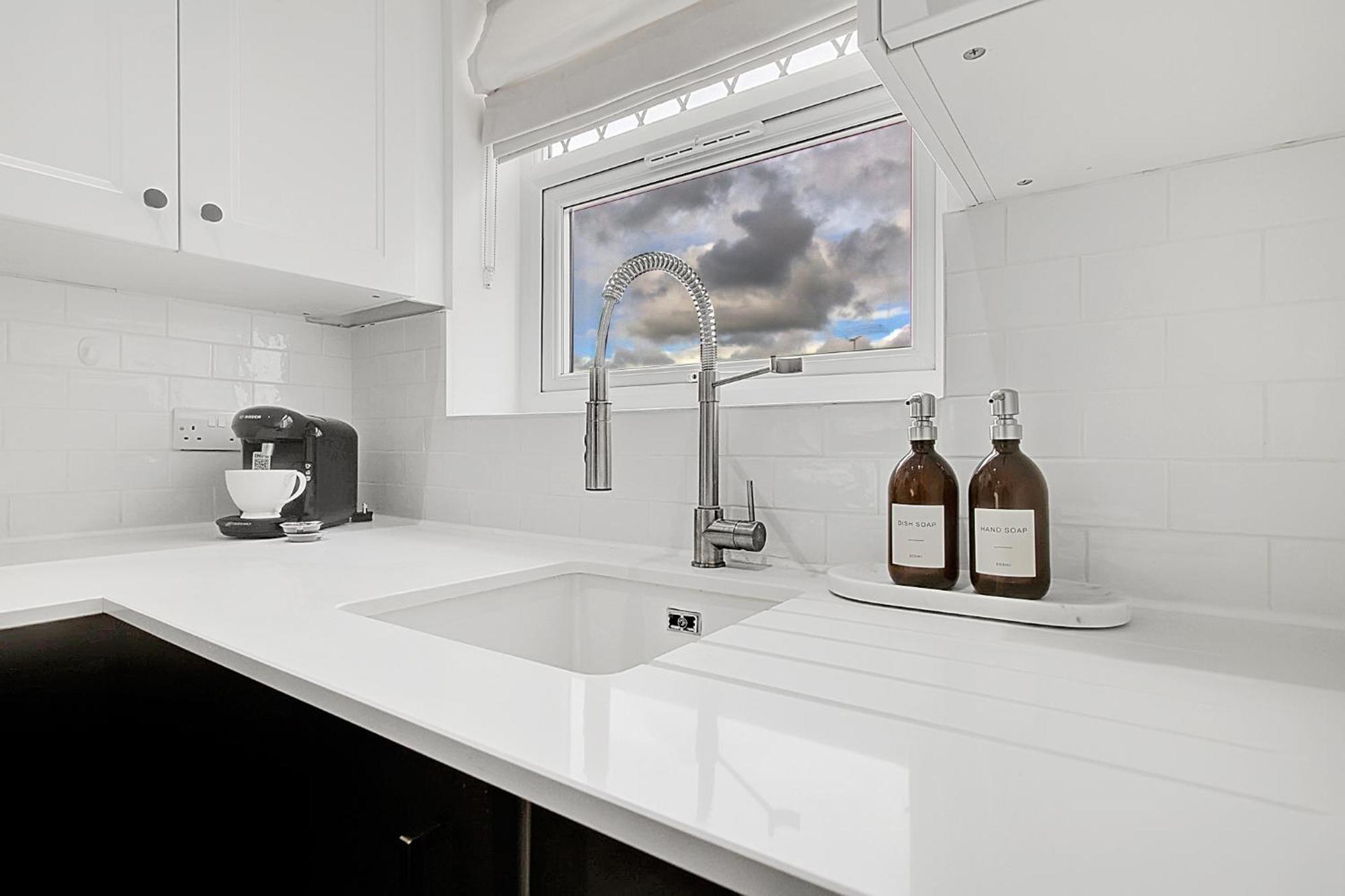 Quality Apartments Close To Tube Hendon Bagian luar foto