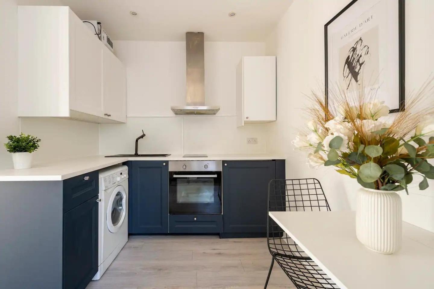 Quality Apartments Close To Tube Hendon Bagian luar foto