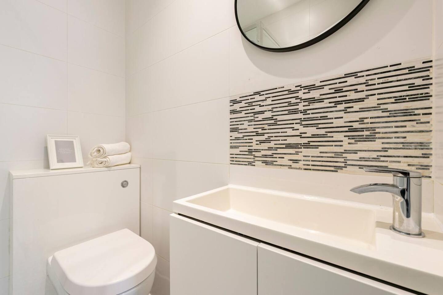 Quality Apartments Close To Tube Hendon Bagian luar foto